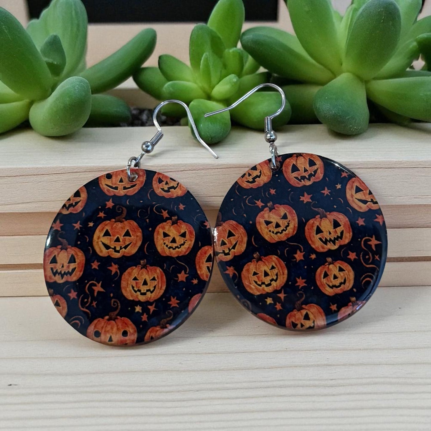 Spooky Pumpkin Party Earrings – Halloween Jack-o'-Lantern Dangle Jewelry