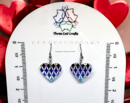 Small Heart Earrings – Diamond Pattern on Clear Acrylic